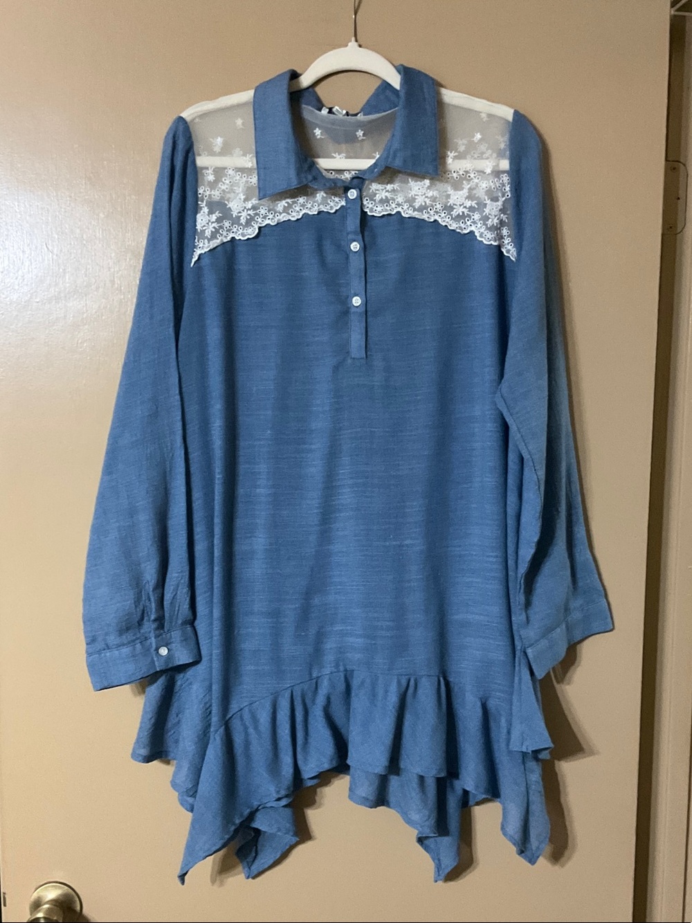 Women's Blue Lace Yoke Ruffle Tunic Top